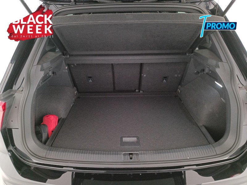 25 - Volkswagen Tiguan 2.0 tdi r-line 150cv dsg