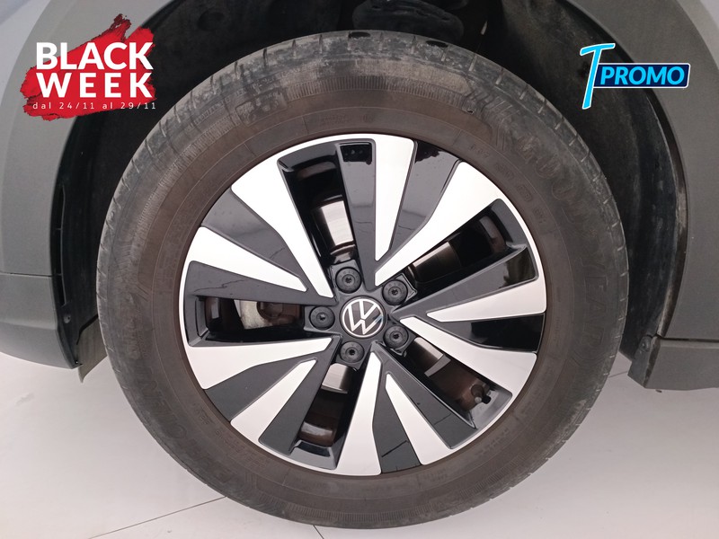 8 - Volkswagen Taigo 1.0 tsi life 95cv