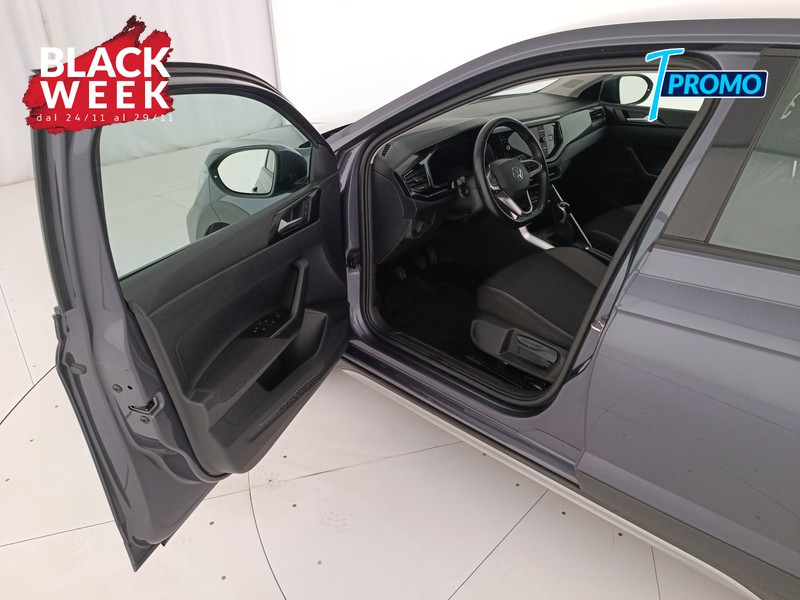 18 - Volkswagen Taigo 1.0 tsi life 110cv