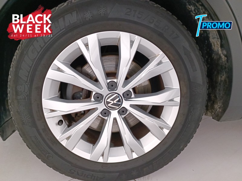 8 - Volkswagen Tiguan 1.5 tsi life 130cv