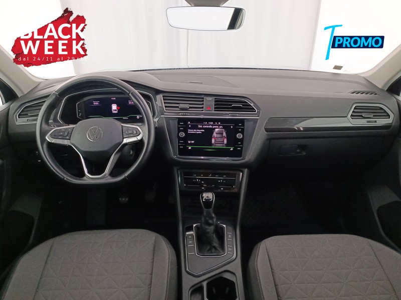 11 - Volkswagen Tiguan 1.5 tsi life 130cv