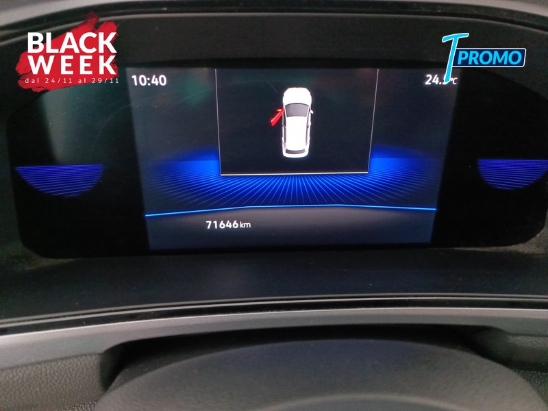 13 - Volkswagen T-Roc 2.0 tdi life 115cv