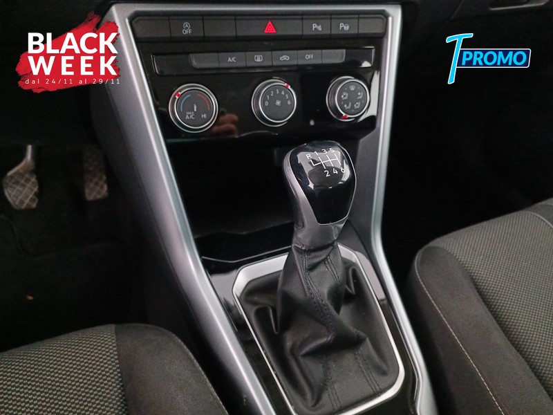 16 - Volkswagen T-Roc 2.0 tdi life 115cv