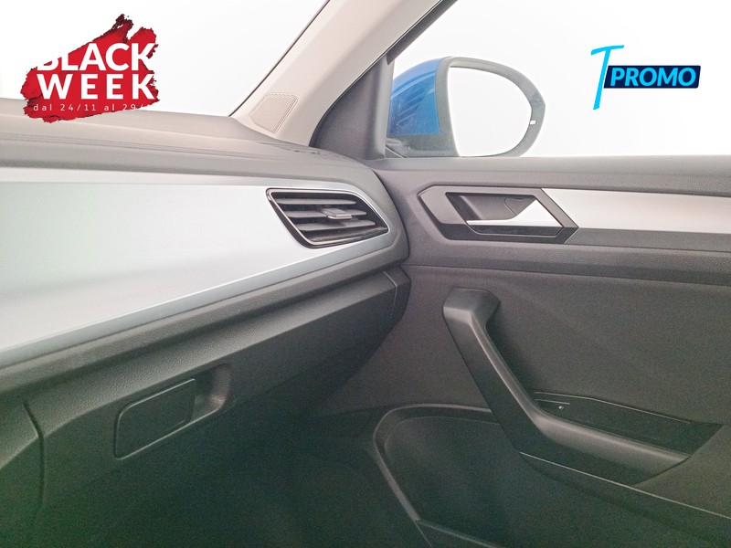 17 - Volkswagen T-Roc 2.0 tdi life 115cv