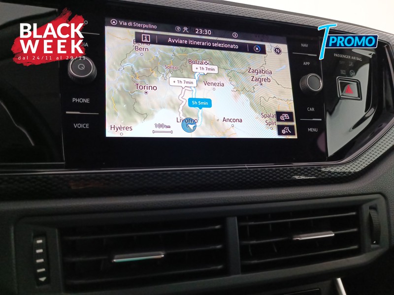 14 - Volkswagen Taigo 1.0 tsi life 95cv