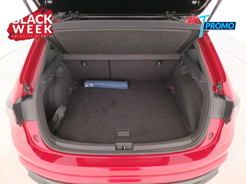 21 - Volkswagen Taigo 1.0 tsi r-line 110cv