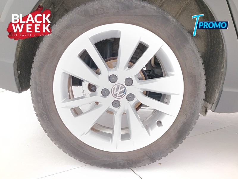 8 - Volkswagen Taigo 1.0 tsi life 110cv