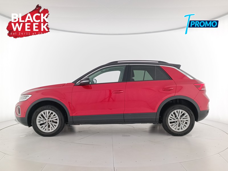 4 - Volkswagen T-Roc 1.0 tsi style 110cv