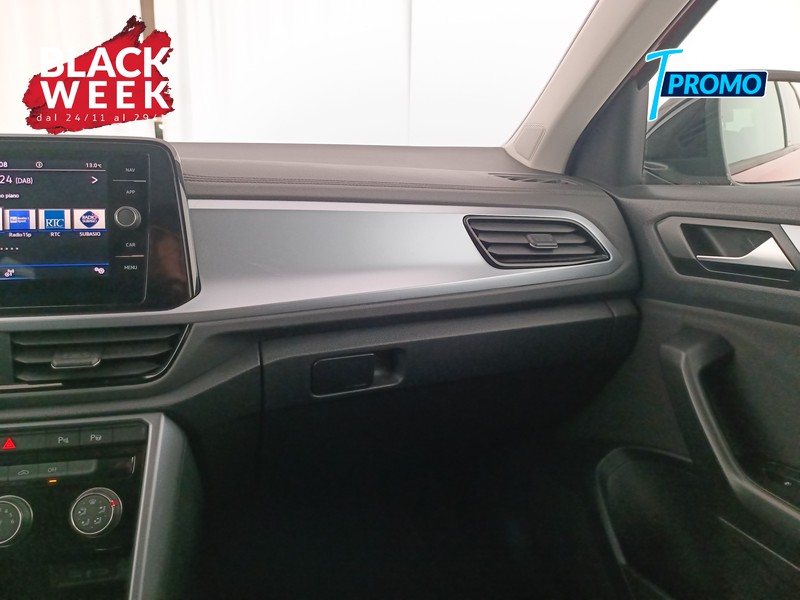 17 - Volkswagen T-Roc 1.0 tsi style 110cv