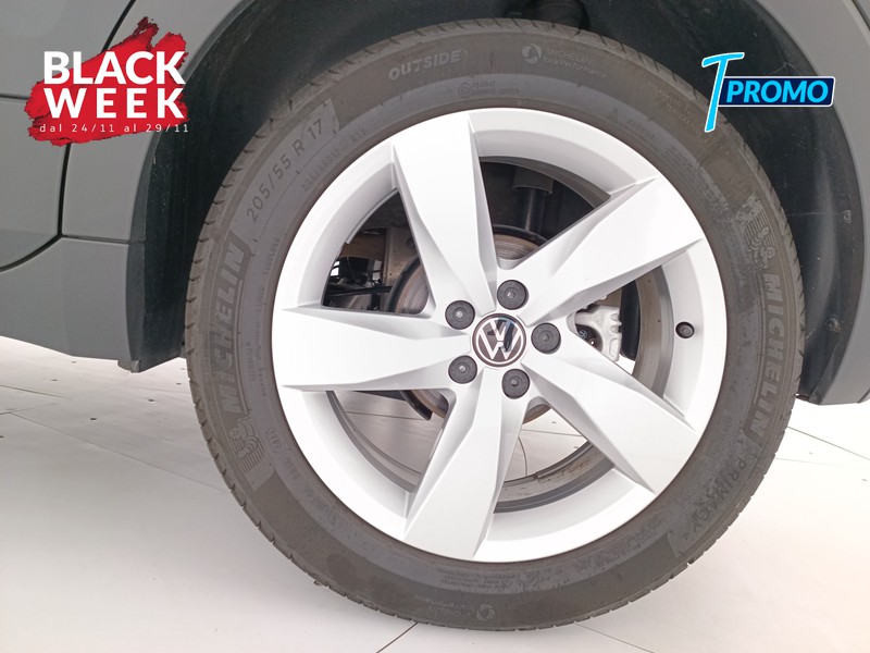 8 - Volkswagen T-Cross 1.0 tsi advanced 110cv dsg