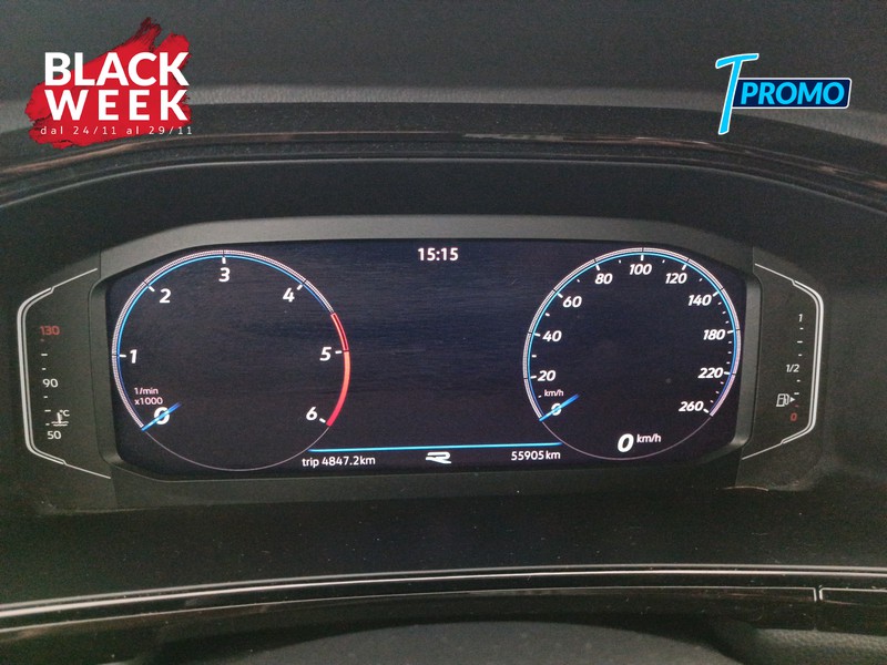 13 - Volkswagen T-Roc 2.0 tdi r-line 150cv dsg