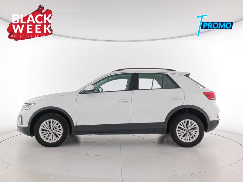 3 - Volkswagen T-Roc 1.0 tsi life 110cv