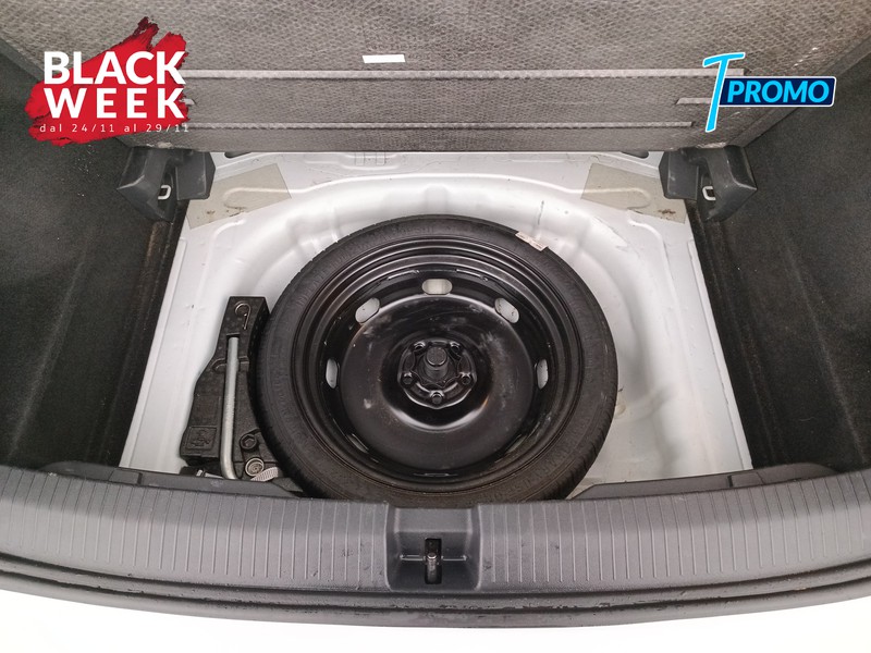 22 - Volkswagen T-Roc 1.0 tsi life 110cv