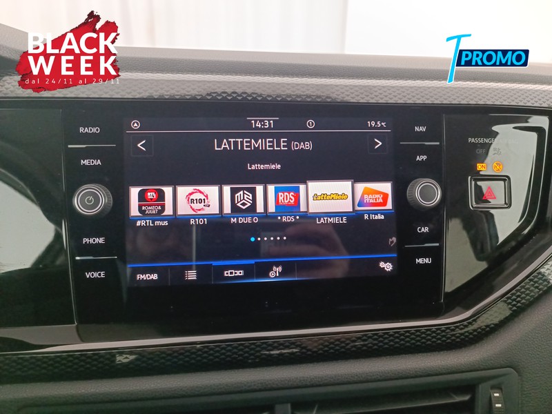 14 - Volkswagen Taigo 1.0 tsi life 95cv