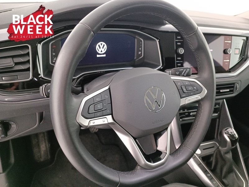 12 - Volkswagen Polo 1.0 tsi style 95cv