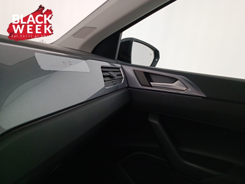 17 - Volkswagen Polo 1.0 tsi style 95cv