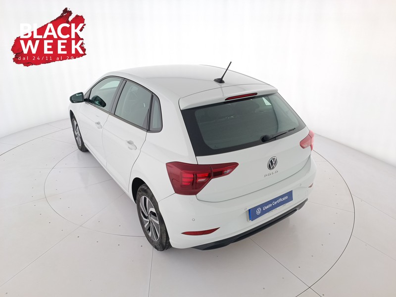 6 - Volkswagen Polo 1.0 tsi life 95cv