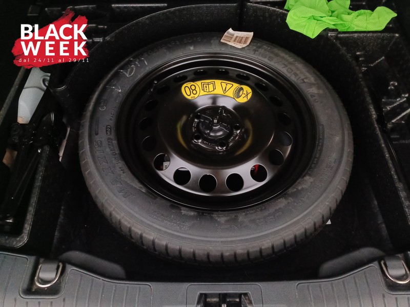 23 - Ford Kuga 2.5 phev st-line 2wd 225cv cvt