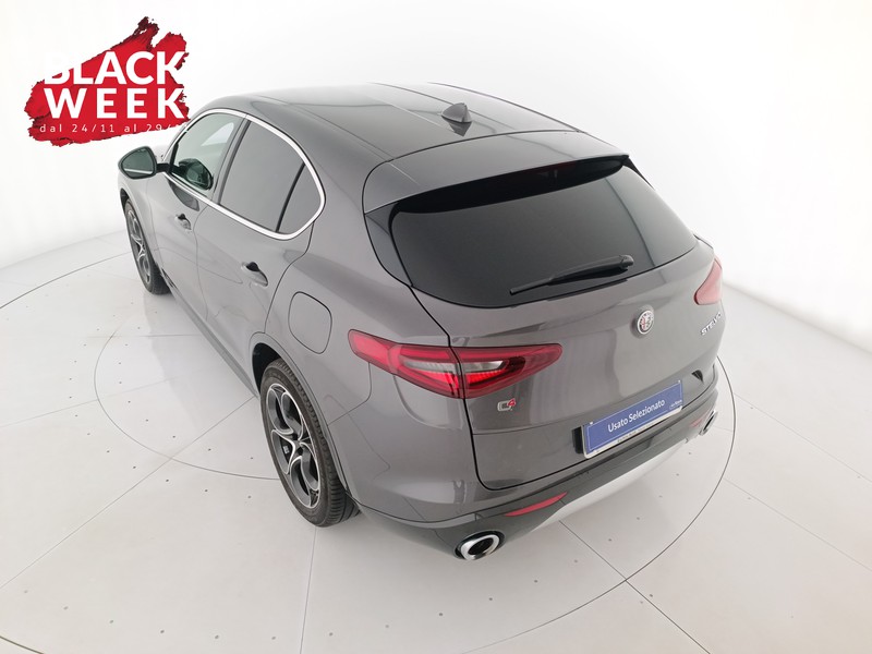 6 - Alfa Romeo Stelvio 2.2 t ti q4 210cv auto