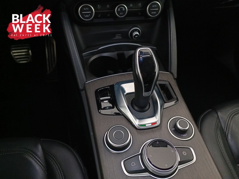16 - Alfa Romeo Stelvio 2.2 t ti q4 210cv auto