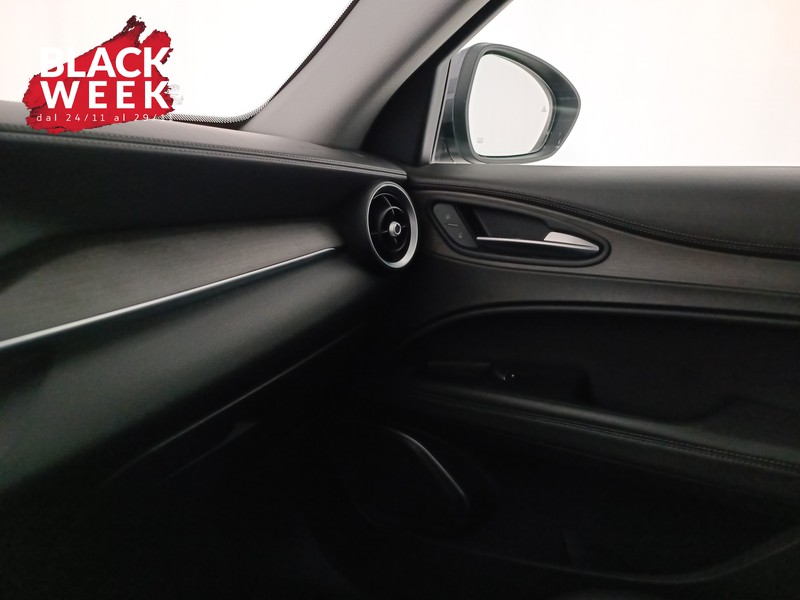 17 - Alfa Romeo Stelvio 2.2 t ti q4 210cv auto