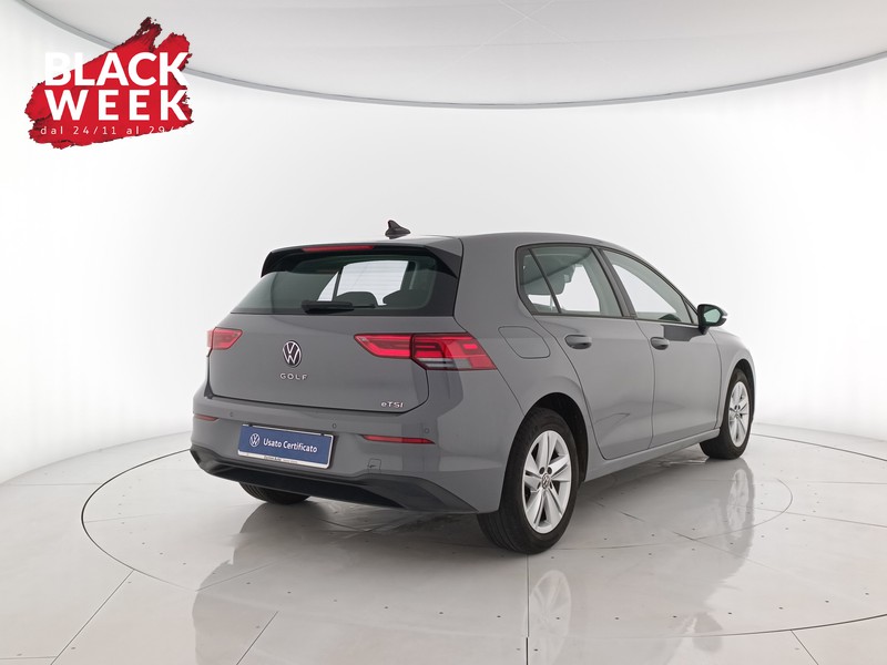 4 - Volkswagen Golf 1.0 etsi evo life 110cv dsg