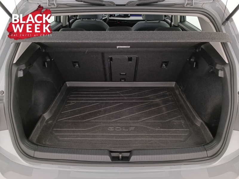 23 - Volkswagen Golf 1.0 etsi evo life 110cv dsg