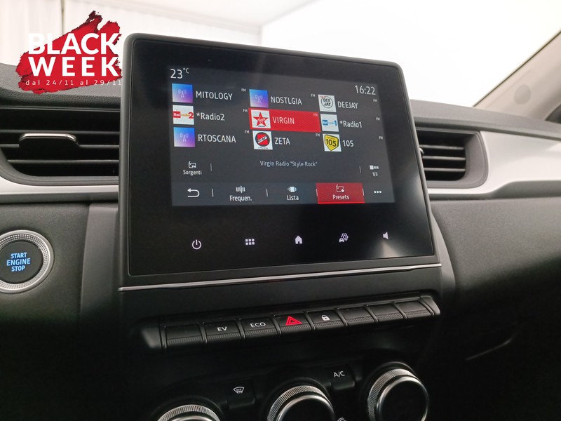 14 - Renault Captur 1.6 e-tech hybrid zen 145cv auto