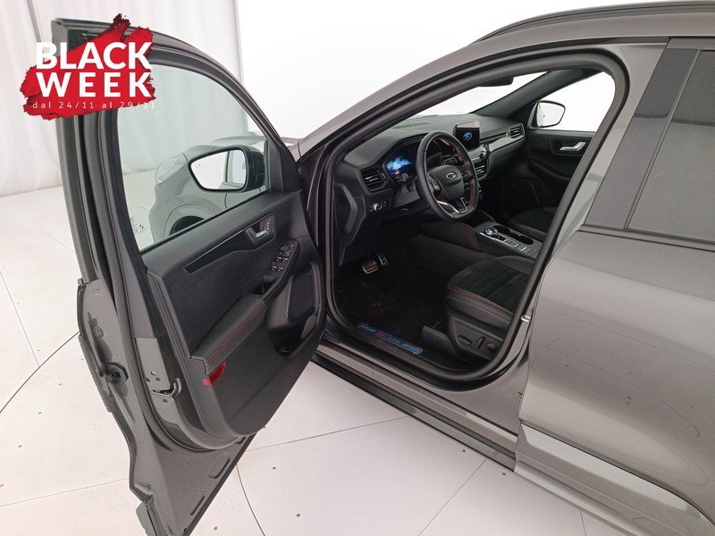 18 - Ford Kuga 2.5 phev st-line x 2wd 225cv cvt