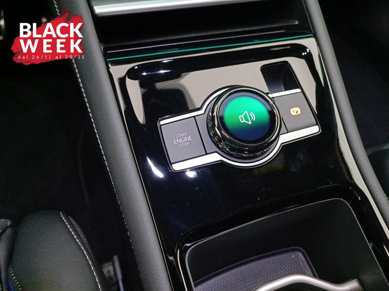 17 - Volkswagen Tiguan 1.5 etsi r-line 150cv dsg