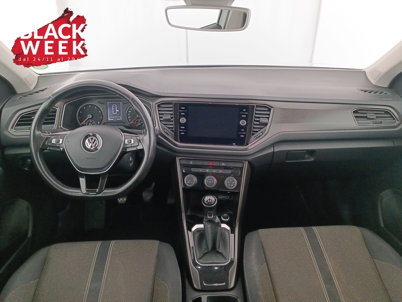 11 - Volkswagen T-Roc 1.0 tsi style 115cv