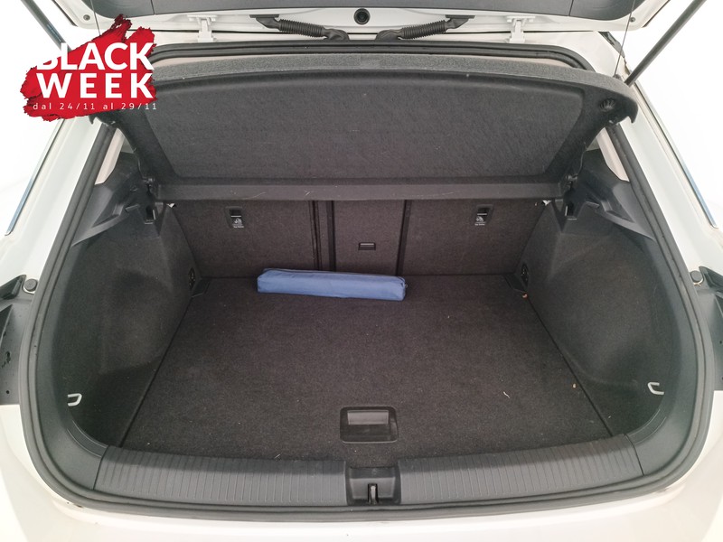 21 - Volkswagen T-Roc 1.0 tsi style 115cv