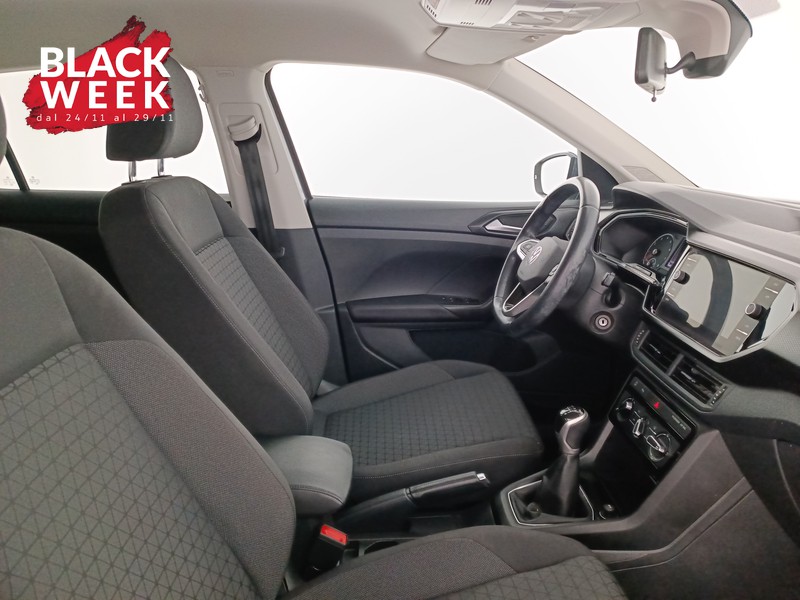 10 - Volkswagen T-Cross 1.0 tsi style 110cv