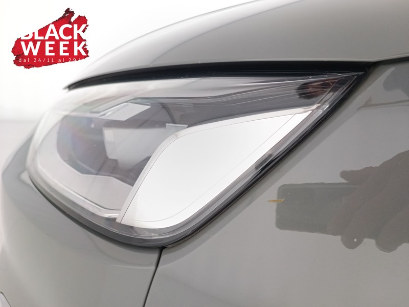 19 - Audi A4 avant 35 2.0 tdi mhev s line edition 163cv s-tronic