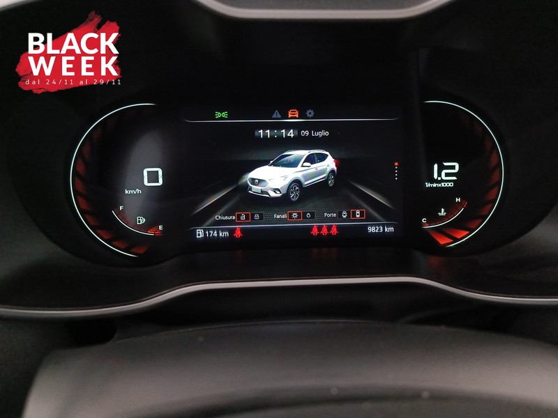 13 - Mg ZS 1.0 luxury