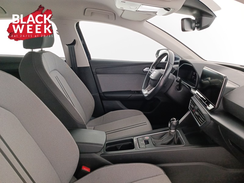 10 - Seat Leon sportstourer 1.5 tsi business 130cv