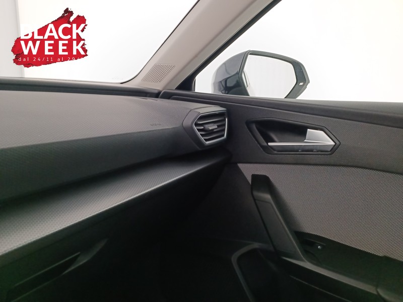 17 - Seat Leon sportstourer 1.5 tsi business 130cv