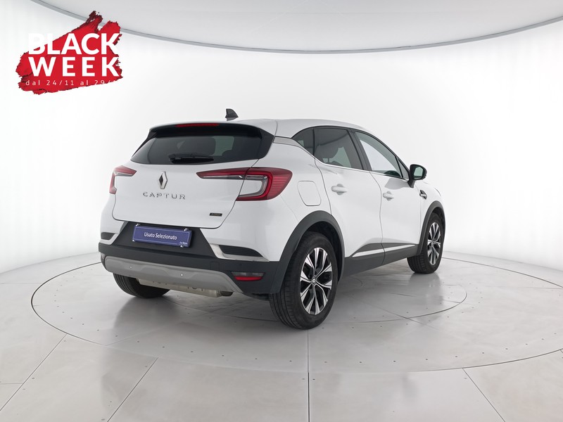 4 - Renault Captur 1.6 e-tech phev techno 160cv auto