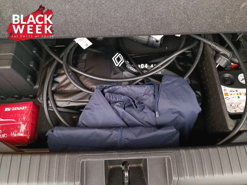 22 - Renault Captur 1.6 e-tech phev techno 160cv auto