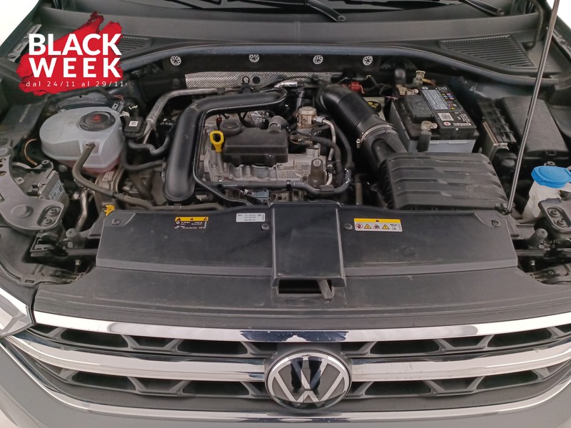 20 - Volkswagen T-Roc 1.0 tsi style 110cv