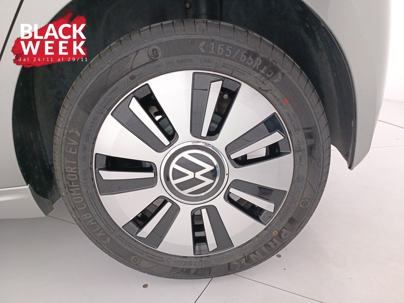 8 - Volkswagen e-up! 5p