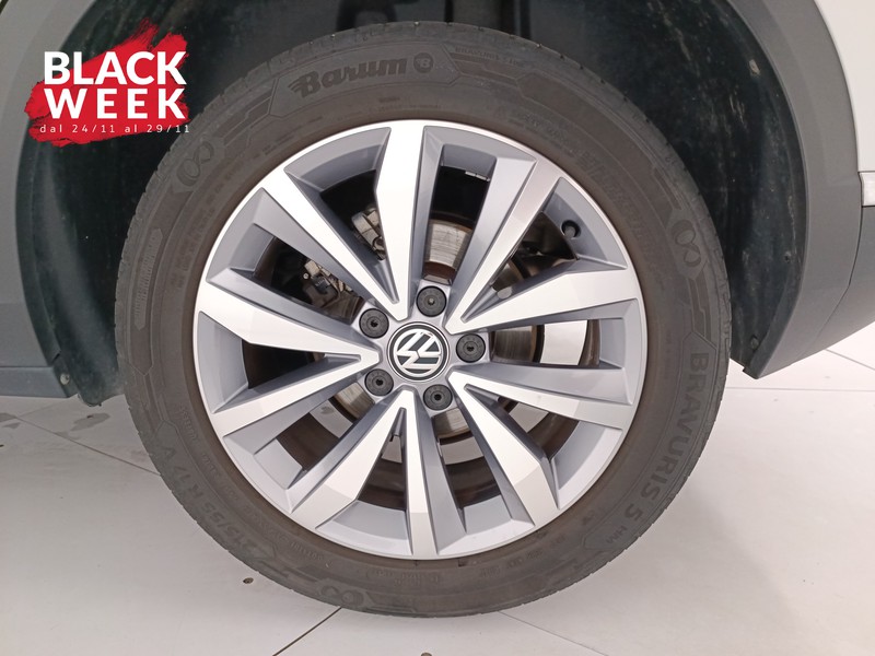 8 - Volkswagen T-Roc 1.6 tdi style