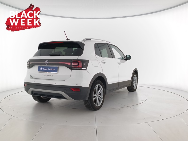 4 - Volkswagen T-Cross 1.0 tsi advanced 110cv