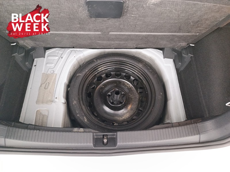 22 - Volkswagen T-Cross 1.0 tsi advanced 110cv