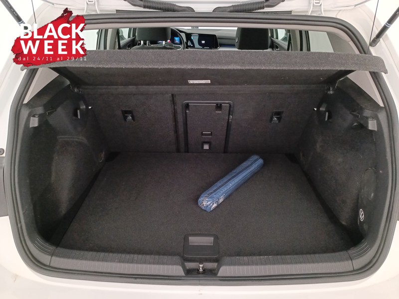 21 - Volkswagen Golf 1.0 tsi evo life 110cv