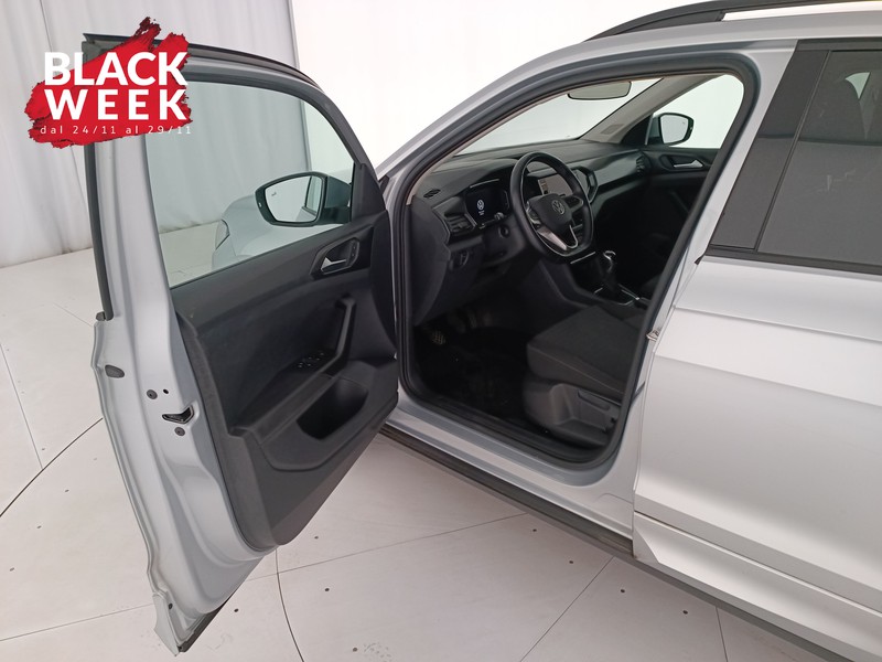 18 - Volkswagen T-Cross 1.0 tsi sport 95cv