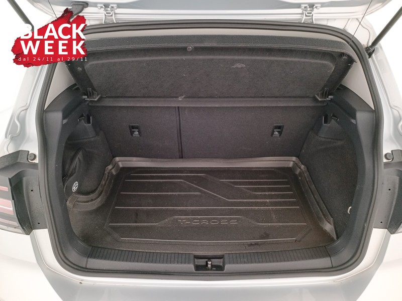 21 - Volkswagen T-Cross 1.0 tsi sport 95cv