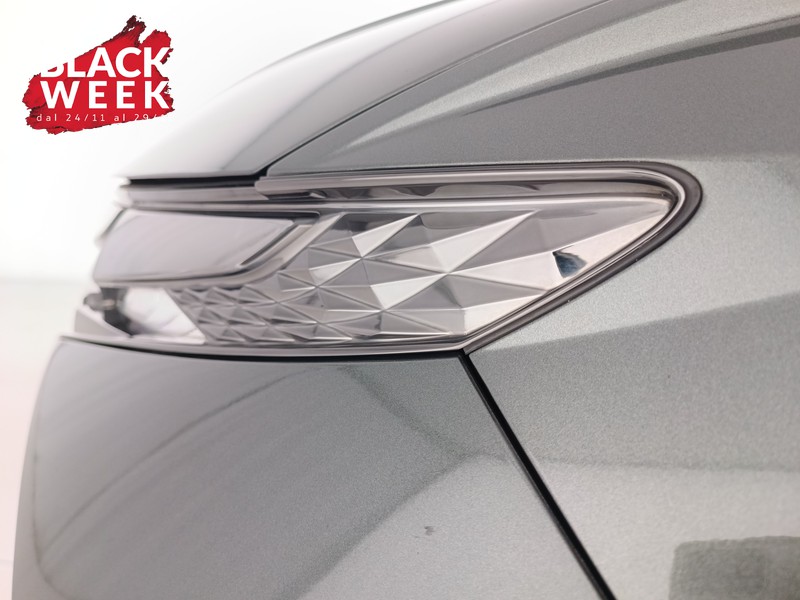 19 - Hyundai Tucson 1.6 hev exellence 2wd auto