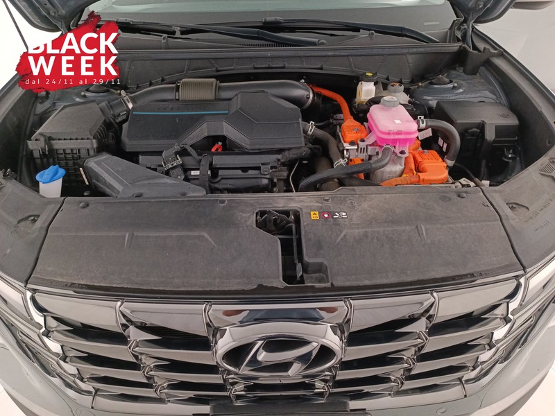 20 - Hyundai Tucson 1.6 hev exellence 2wd auto