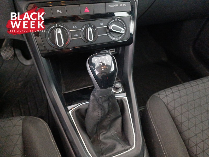 16 - Volkswagen T-Cross 1.0 tsi style 95cv